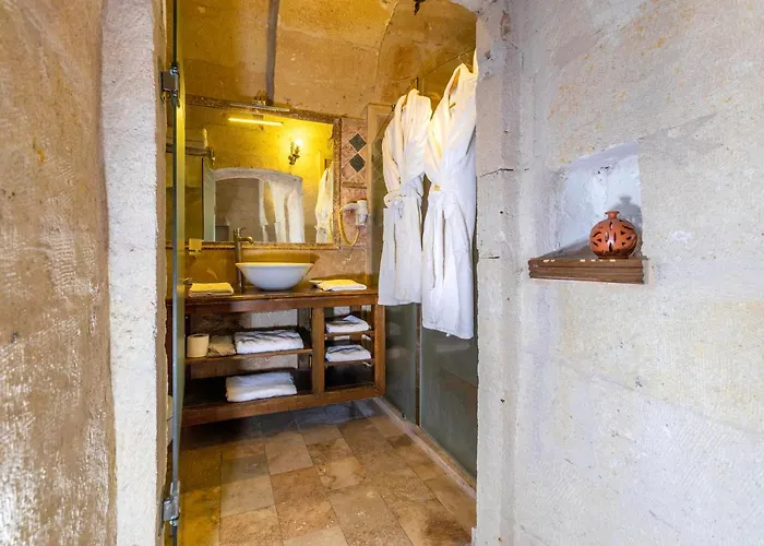 Adora Cave Suites - (Adults Only) Homestay Goreme